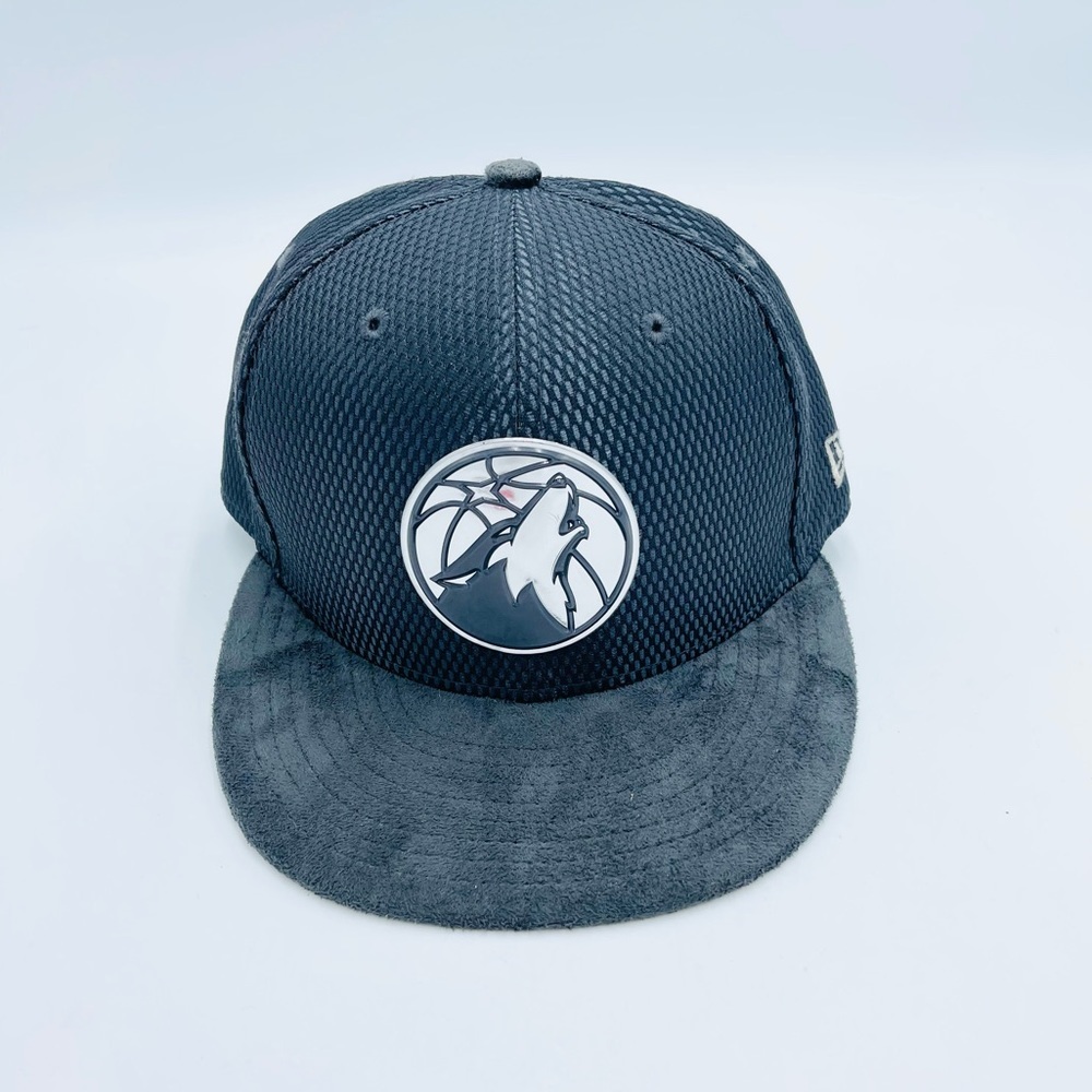 New Era 59 Fifty Custom NBA Minnesota Timberwolves Grey Felt Suede Hat 7 1/4